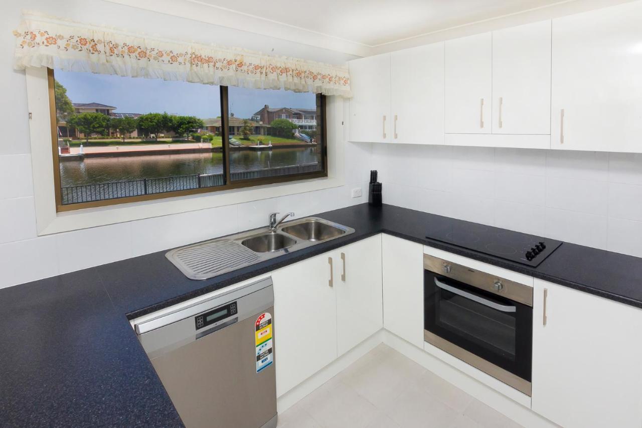 Lake House On Elouera - Linen Not Included Forster Esterno foto